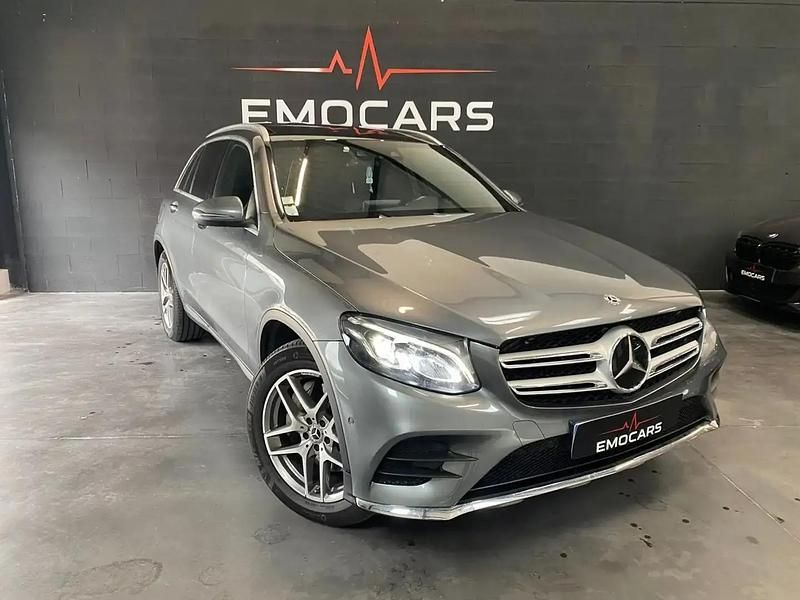 Gris Utilisé 2018 Mercedes GLC250 SUV | 28 990 € (Prix juste) - Image 1/4