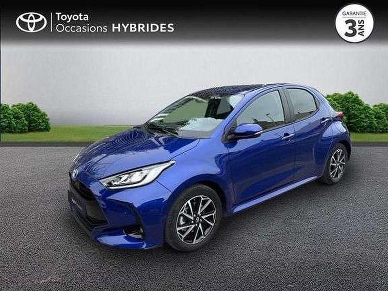Utilisé 2022 Toyota Yaris Hybrid Design Berline | 18 990 € (Prix juste) - Image 1/1