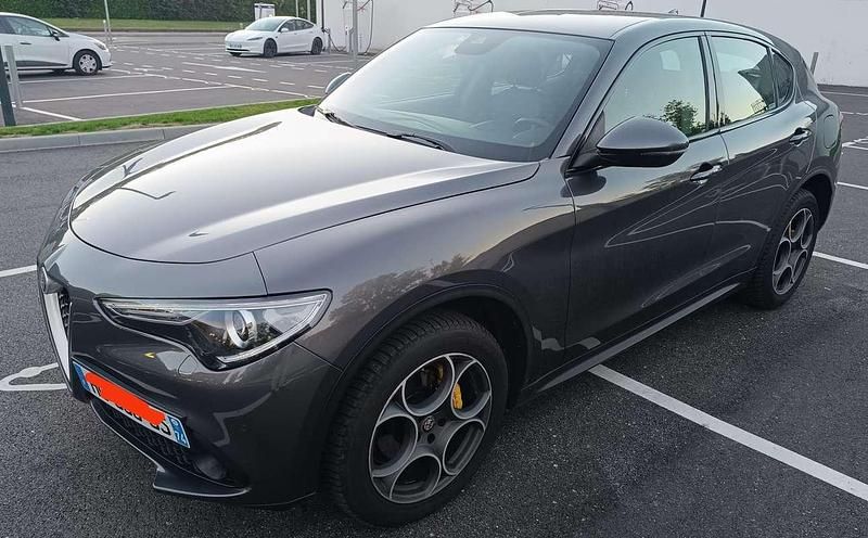 Occasion Alfa Romeo Stelvio Super 209 ch (153 kW) 2017 Gris SUV