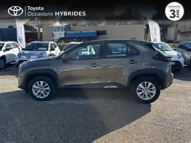 Occasion Toyota Yaris Cross Business Edition 2024 Bronze impérial (m) SUV