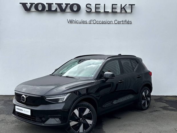 Noir Utilisé 2023 Volvo XC40 Plus SUV | 46 900 € (Prix cher) - Image 1/4