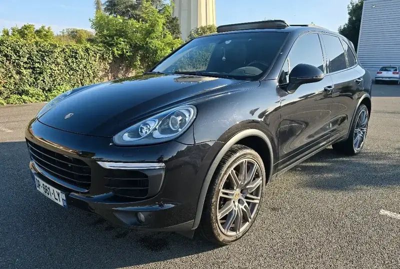 Utilisé 2015 Porsche Cayenne SUV | 29 500 € (Bon prix) - Image 1/4