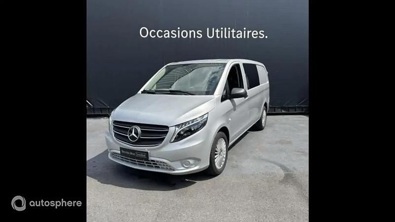Gris Utilisé 2023 Mercedes Vito Monospace | 46 390 € (Prix cher) - Image 1/4
