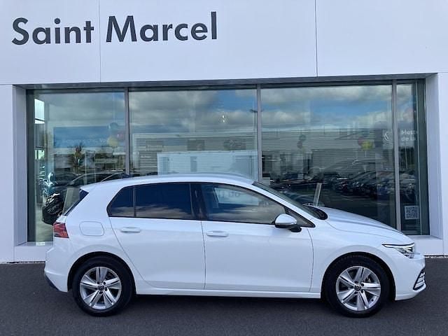 Occasion 2023 VW Golf VIII | 23 500 € (Prix assez cher) - Image 1/4