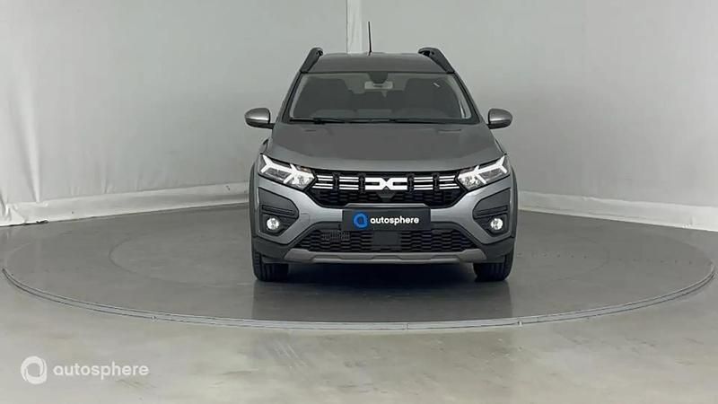 Occasion Dacia Jogger Expression 111 ch (81 kW) 2023 Gris Monospace