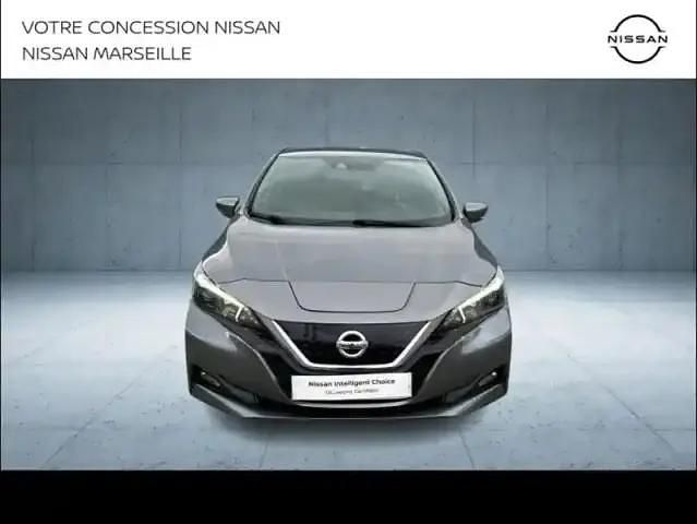 Occasion Nissan Leaf N-Connecta 110 kW (150 ch) 2019 Gris squale Citadine