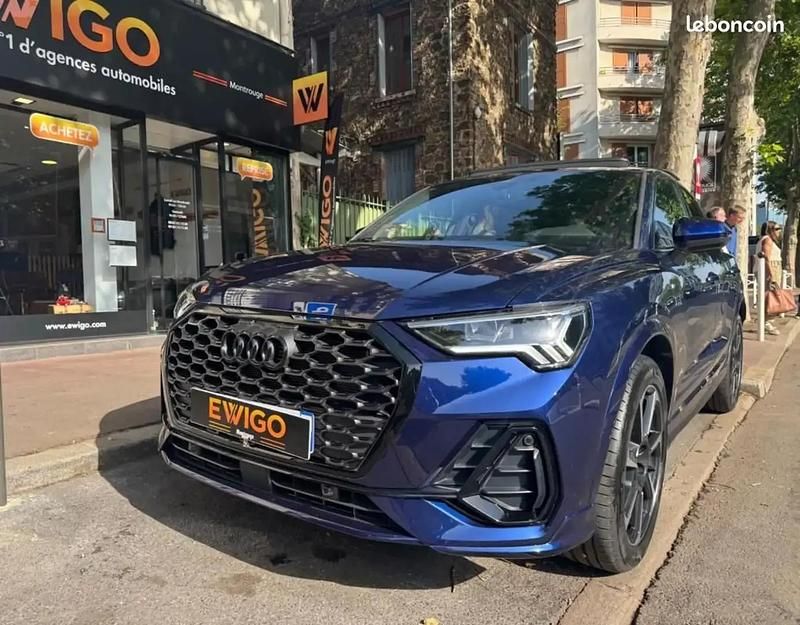 Bleu Utilisé 2024 Audi Q3 Advanced SUV | 46 990 € - Image 1/4