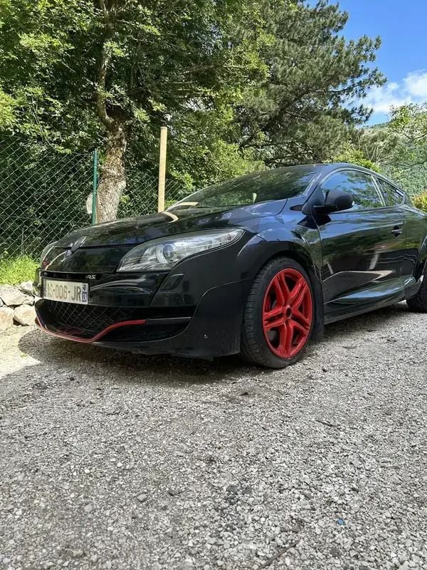 Utilisé 2010 Renault Mégane Coupé R.S. Coupé | 19 999 € (Prix juste) - Image 1/4