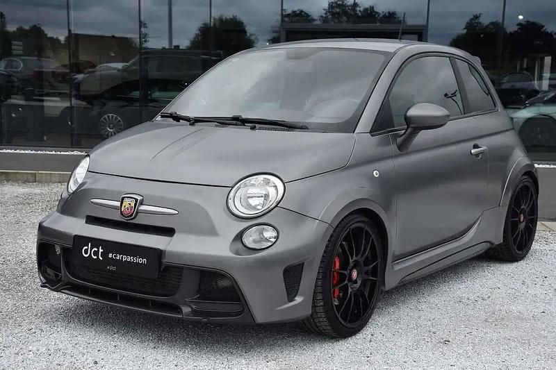 Gris Utilisé 2016 Abarth 695 Citadine | 29 900 € - Image 1/4