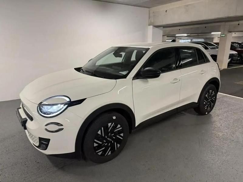 Blanc Occasion 2025 Fiat 600 Pop SUV | 23 390 € (Bon prix) - Image 1/4