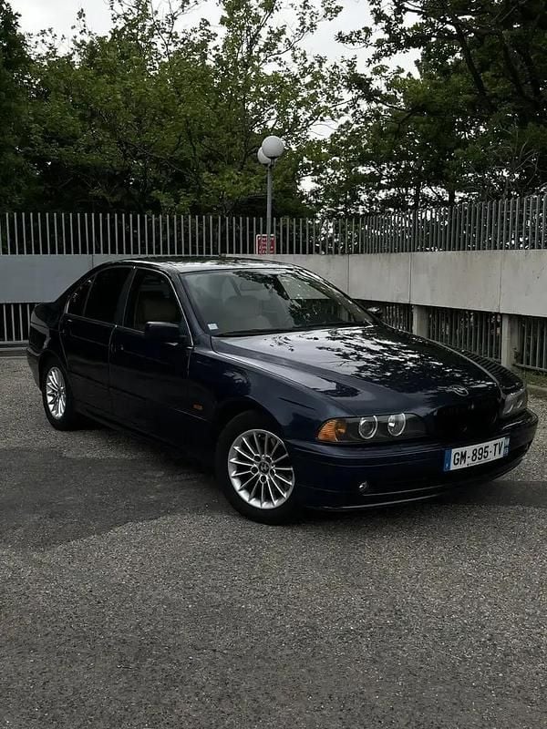 Utilisé 2002 BMW 530 Berline | 10 990 € - Image 1/4