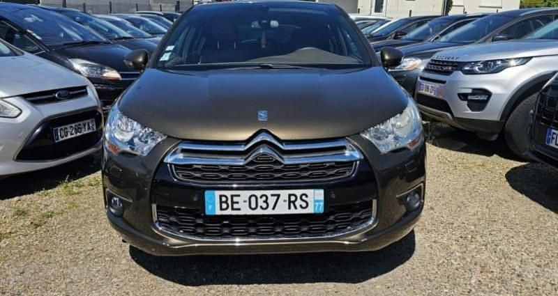 Utilisé 2010 Citroën DS4 Citadine | 7 990 € - Image 1/4