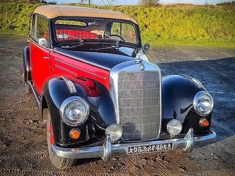Occasion Mercedes 220 170 ch (125 kW) 1952 Rouge Cabriolet