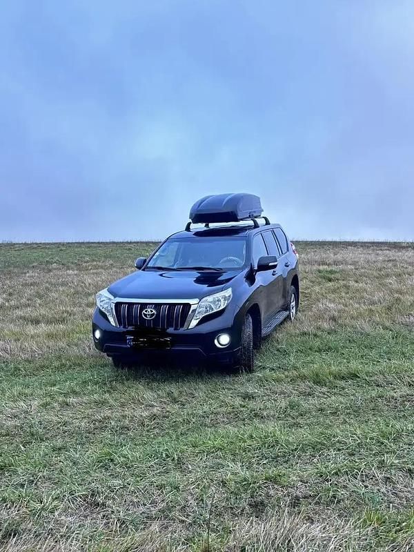 Noir Occasion 2016 Toyota Land Cruiser Life SUV | 32 350 € (Super prix) - Image 1/4