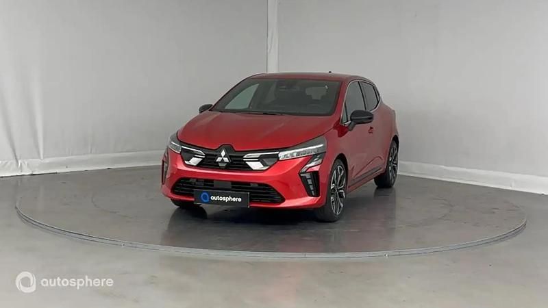 Rouge Nouvelle 2025 Mitsubishi Colt Intense Berline | 19 999 € (Prix juste) - Image 1/4