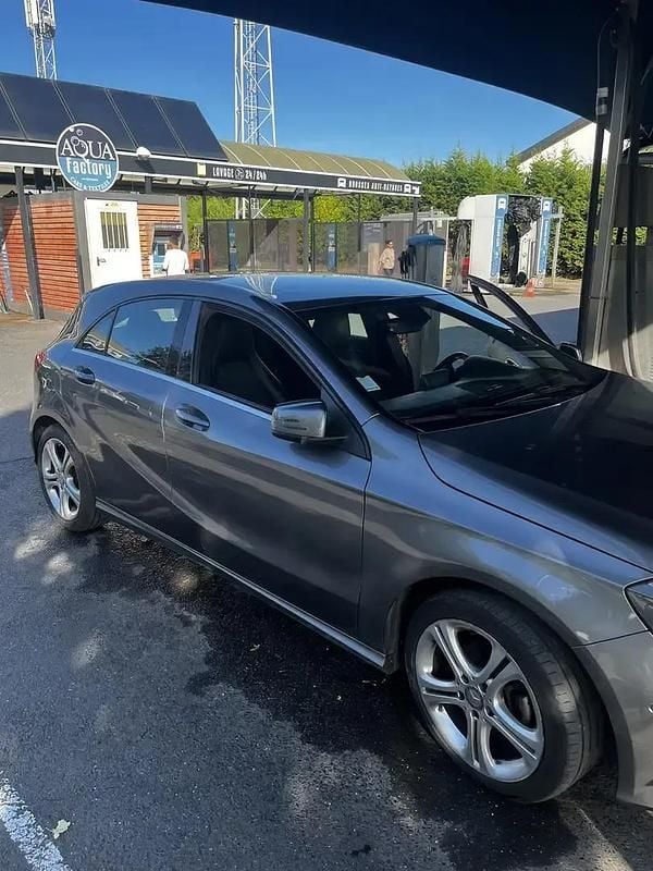 Utilisé 2015 Mercedes A180 Berline | 9 900 € (Bon prix) - Image 1/4