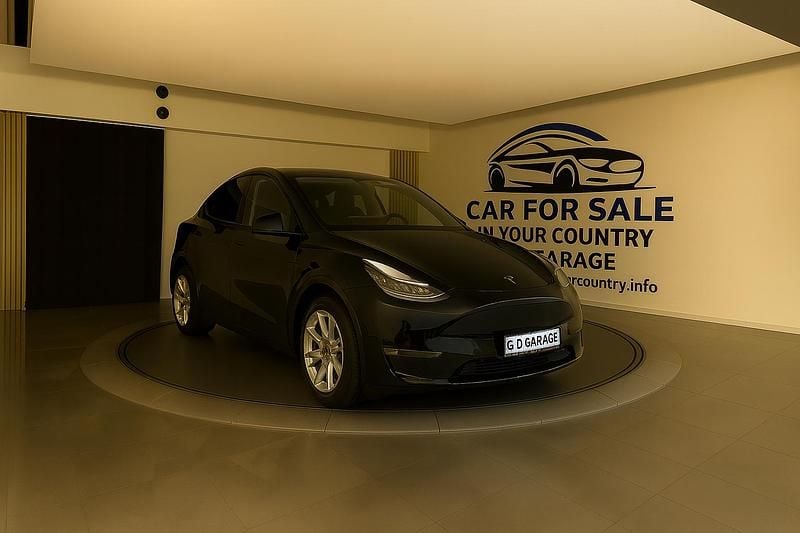 Noir Occasion 2024 Tesla Model Y SUV | 28 200 € - Image 1/1