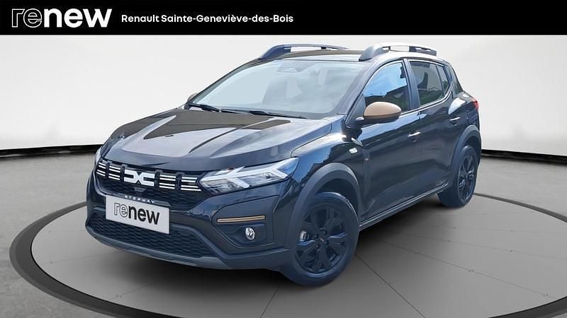 Noir Utilisé 2025 Dacia Sandero Extreme Citadine | 17 990 € (Prix assez cher) - Image 1/4