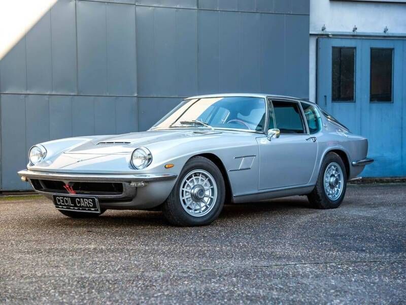Gris Utilisé 1965 Maserati Mistral Coupé | 240 000 € - Image 1/4