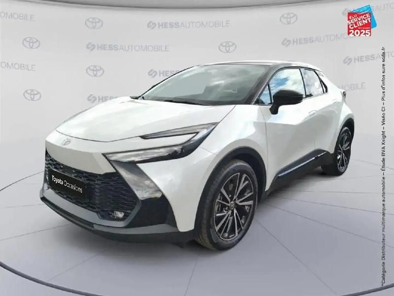 Blanc Utilisé 2024 Toyota C-HR SUV | 35 999 € - Image 1/4