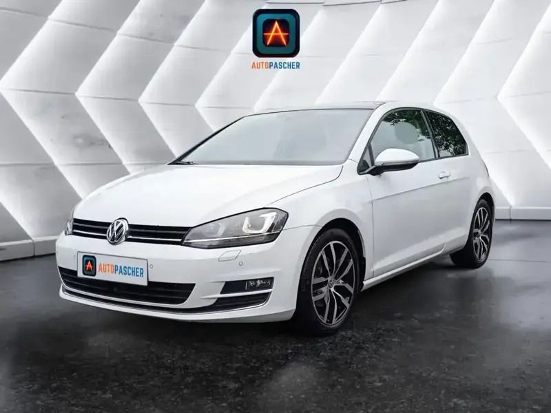 Blanc Utilisé 2014 VW Golf VII Sport Berline | 10 600 € (Prix juste) - Image 1/4