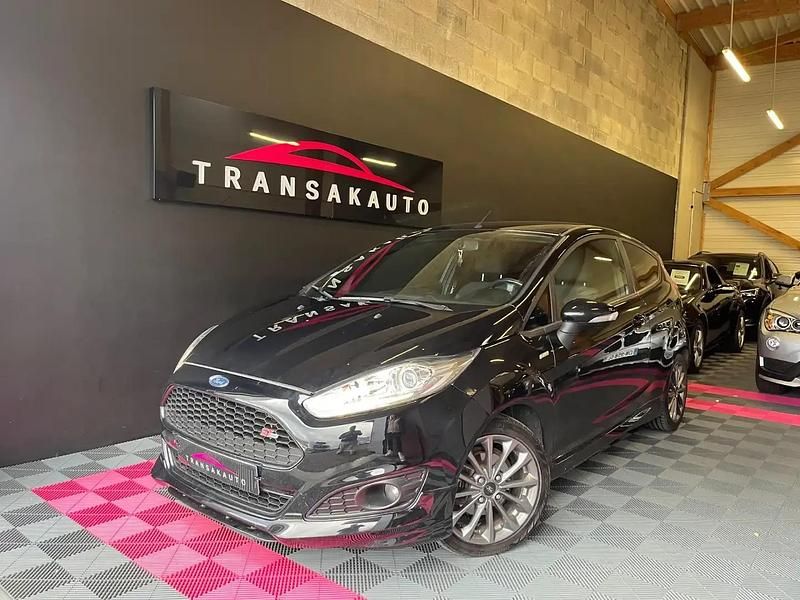 Noir Utilisé 2017 Ford Fiesta ST-Line Citadine | 8 990 € (Prix juste) - Image 1/4