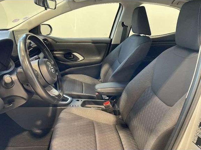 Occasion 2021 Toyota Yaris Hybrid Business Edition | 16 990 € (Super prix) - Image 1/1