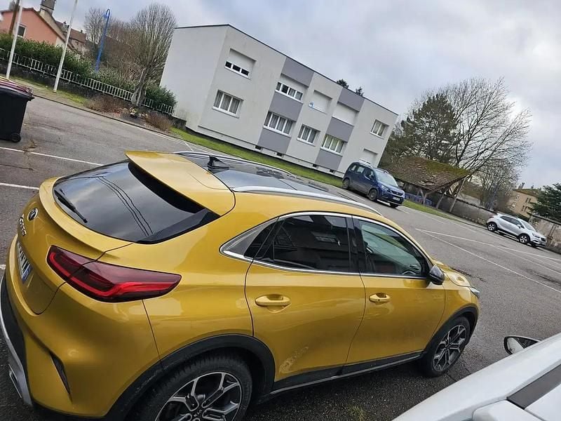 Occasion 2020 Kia XCeed Launch Edition SUV | 18 150 € (Bon prix) - Image 1/4