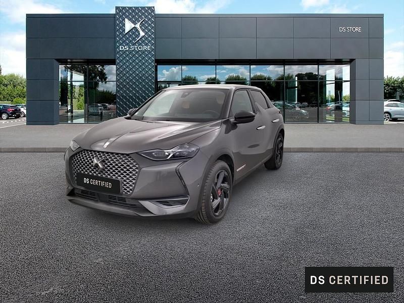 Gris Utilisé 2021 DS Automobiles DS3 Crossback E-Tense Performance Line Plus SUV | 15 489 € (Prix juste) - Image 1/4
