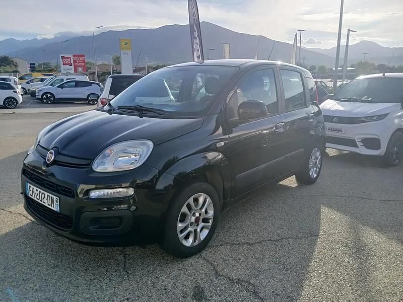 Noir Occasion 2016 Fiat Panda Lounge Berline | 4 400 € - Image 1/4