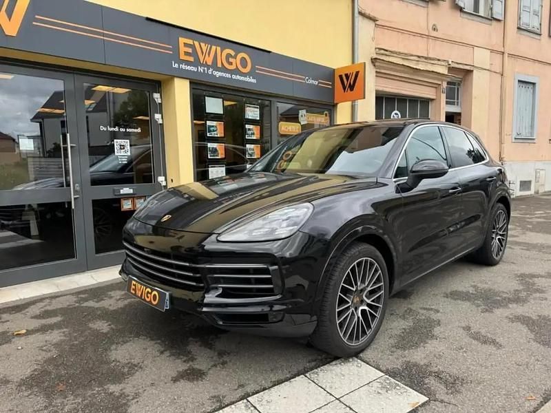 Utilisé 2018 Porsche Cayenne SUV | 46 990 € (Prix juste) - Image 1/4