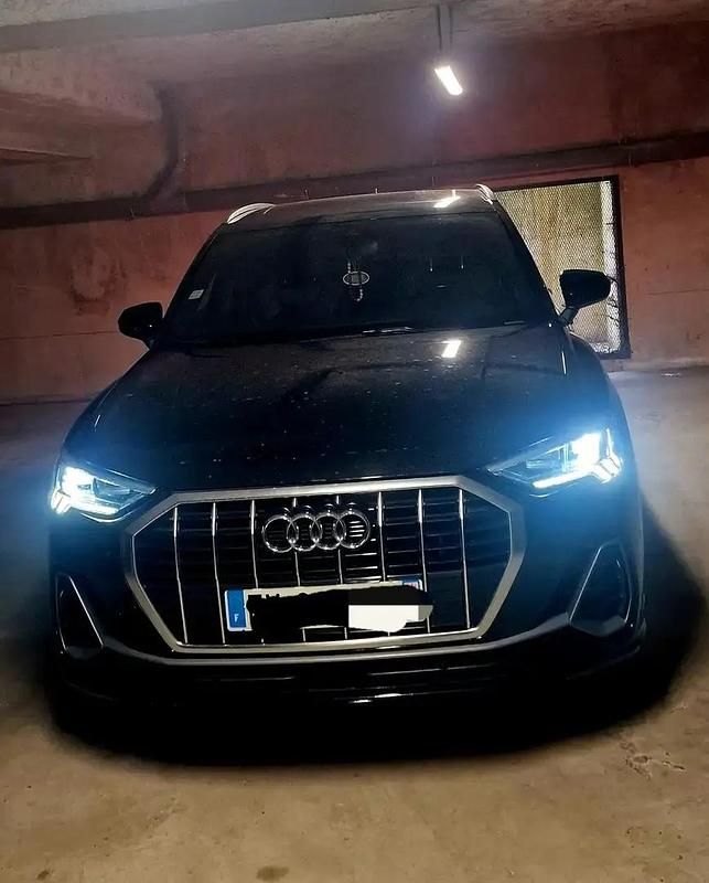 Noir Utilisé 2019 Audi Q3 Sport SUV | 25 600 € (Prix juste) - Image 1/4
