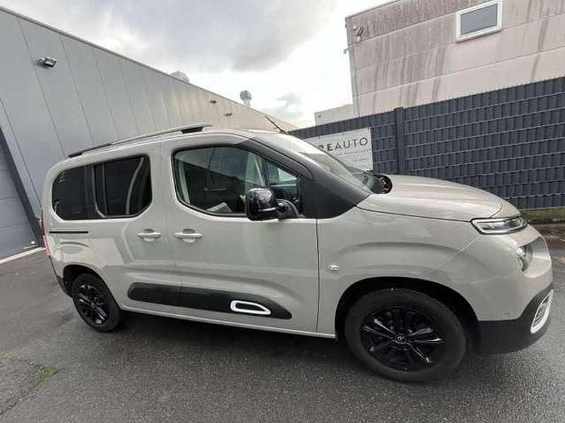 Occasion Citroën Berlingo Start 102 ch (75 kW) 2022 Beige Monospace