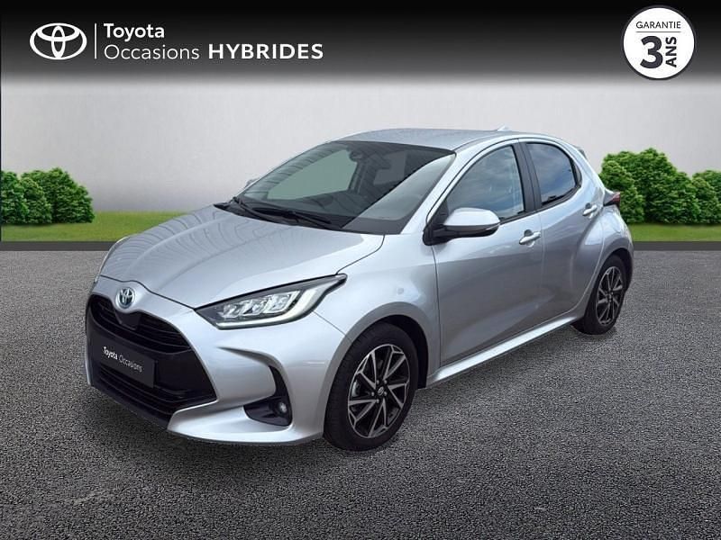 Gris Utilisé 2024 Toyota Yaris Hybrid Design Berline | 21 890 € (Prix juste) - Image 1/4