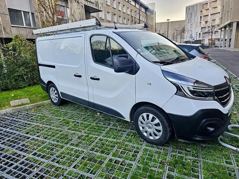 Utilisé 2020 Renault Trafic Van | 17 490 € - Image 1/4