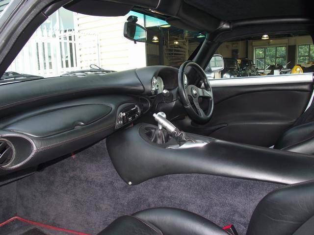 Image 3/4