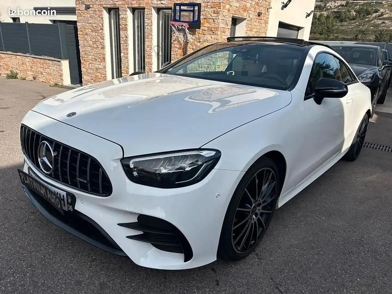Occasion Mercedes E220 AMG line 194 ch (142 kW) 2021 Blanc Coupé