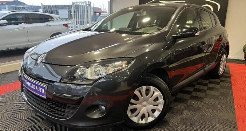 Occasion 2012 Renault Mégane Expression Berline | 5 990 € (Prix juste) - Image 1/4