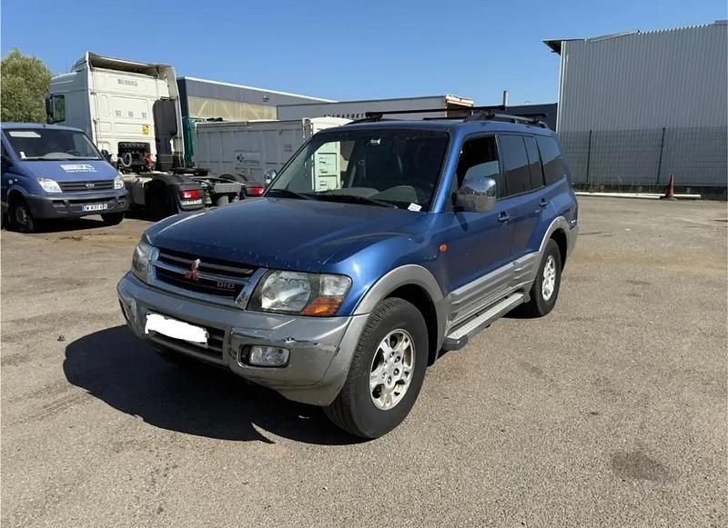 Occasion 2000 Mitsubishi Pajero SUV | 9 990 € - Image 1/4