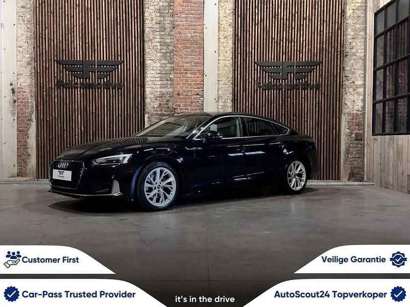 Noir Utilisé 2021 Audi A5 Ambition Coupé | 25 990 € - Image 1/4