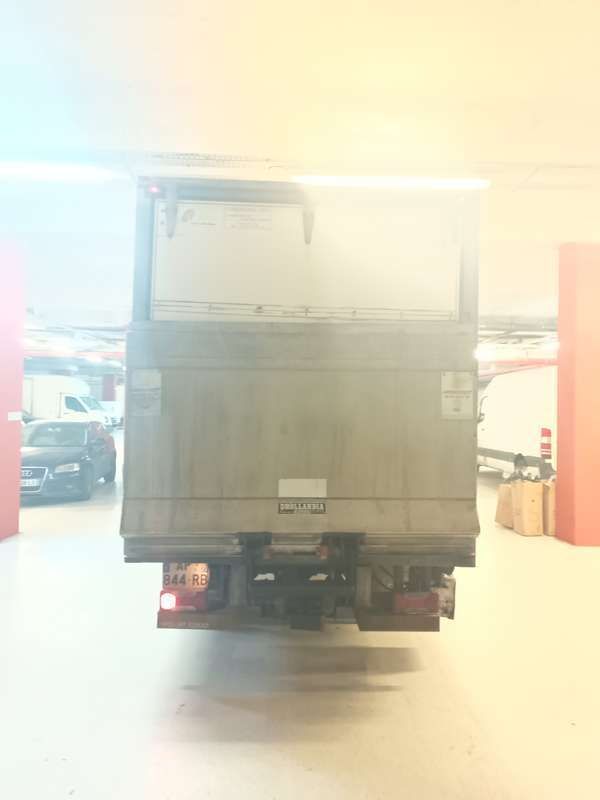 Image 4/4
