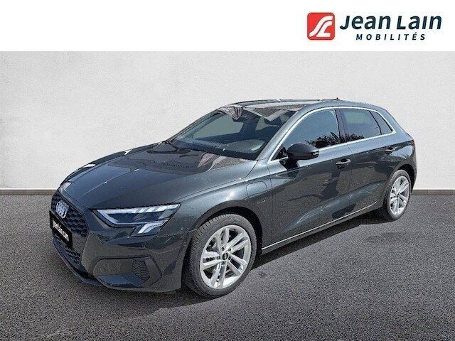 Gris manhattan métallisé Utilisé 2024 Audi A3 Sportback e-tron Business Berline | 36 900 € (Prix juste) - Image 1/4