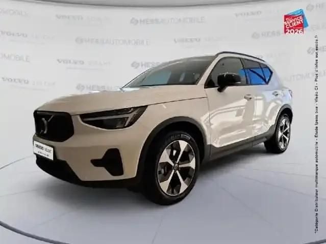 Blanc Occasion 2025 Volvo XC40 Plus SUV | 37 999 € (Prix juste) - Image 1/4