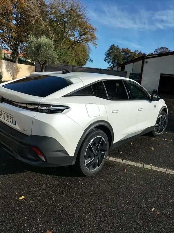 Occasion 2023 Peugeot 408 GT GTi SUV | 20 500 € - Image 1/4