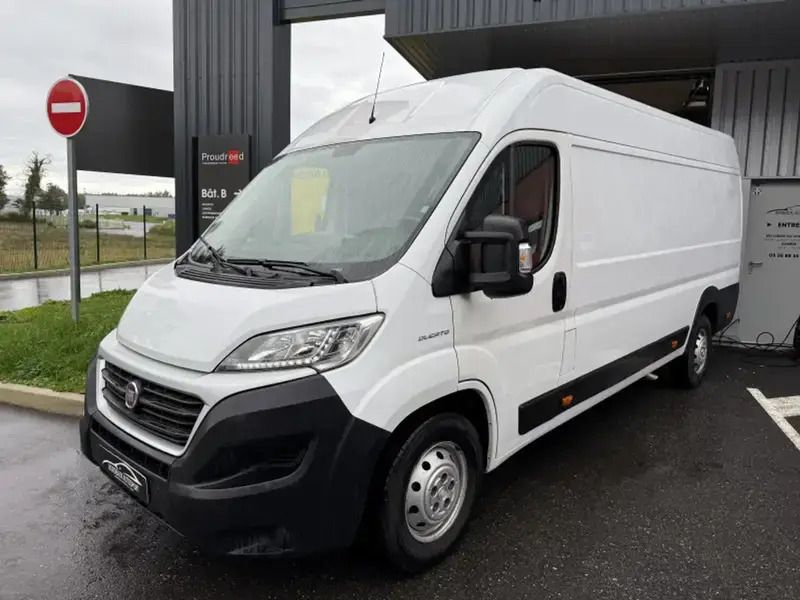 Blanc Utilisé 2018 Fiat Ducato Van | 15 990 € - Image 1/4