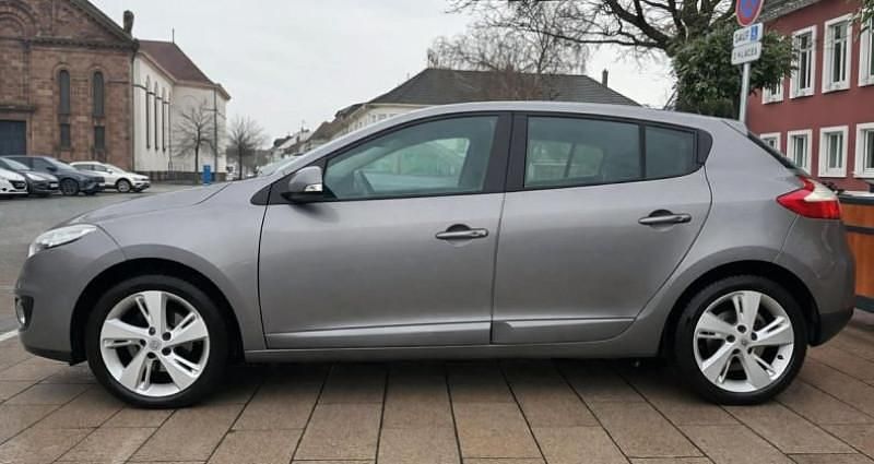 Occasion Renault Mégane 131 ch (96 kW) 2013 Gris Berline
