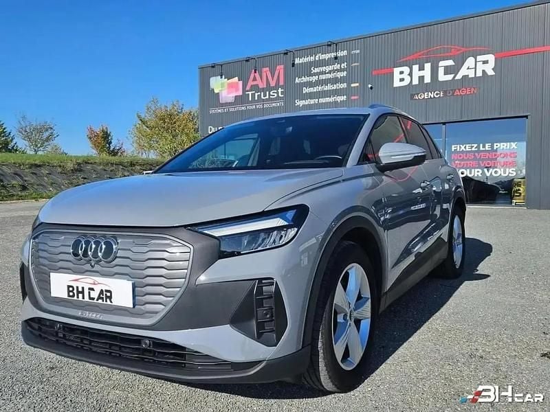 Gris Utilisé 2022 Audi Q4 e-tron Business SUV | 33 990 € (Super prix) - Image 1/4