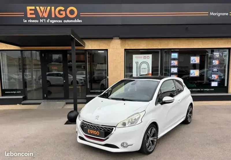 Blanc Utilisé 2013 Peugeot 208 GTi Citadine | 9 490 € (Prix juste) - Image 1/4