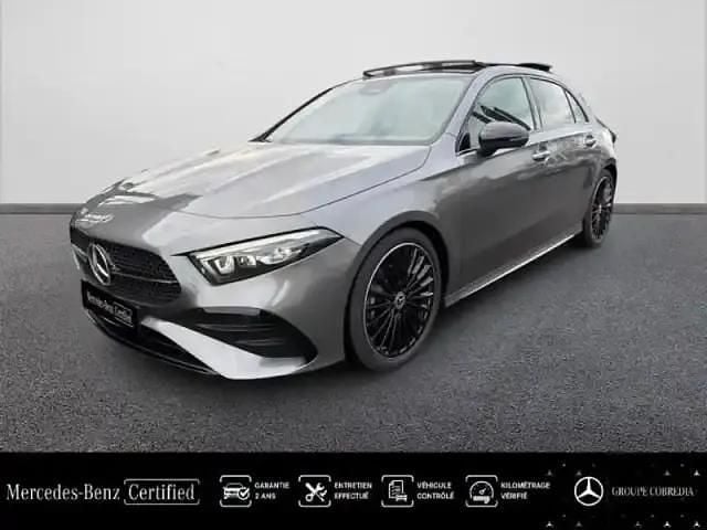 Gris montagne métallisé Utilisé 2025 Mercedes A200 Edition Berline | 46 990 € - Image 1/4