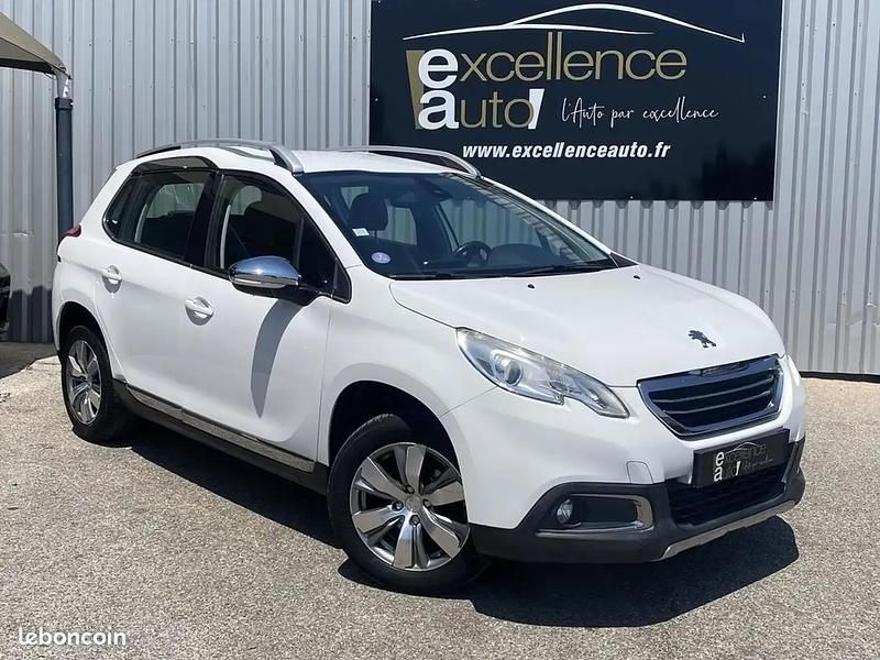 Blanc Utilisé 2014 Peugeot 2008 Allure SUV | 6 990 € - Image 1/4
